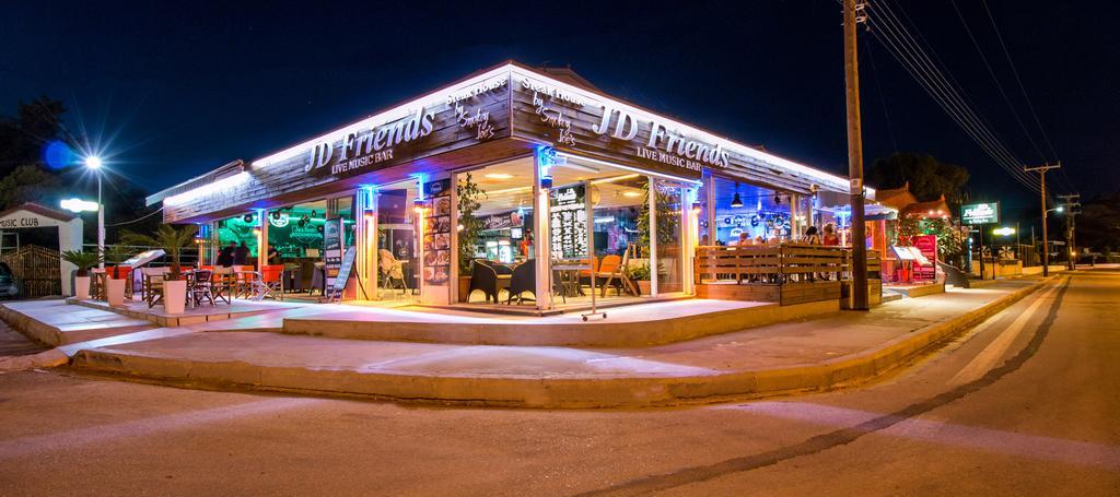 Jack Daniel Friends Apartment Faliraki Bagian luar foto