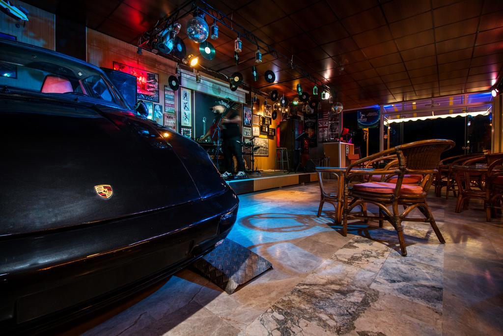 Jack Daniel Friends Apartment Faliraki Bagian luar foto